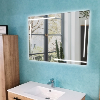 Badspiegel mit LED Streifen in den Ecken und Hintergrundbeleuchtung - Breite wählbar 
